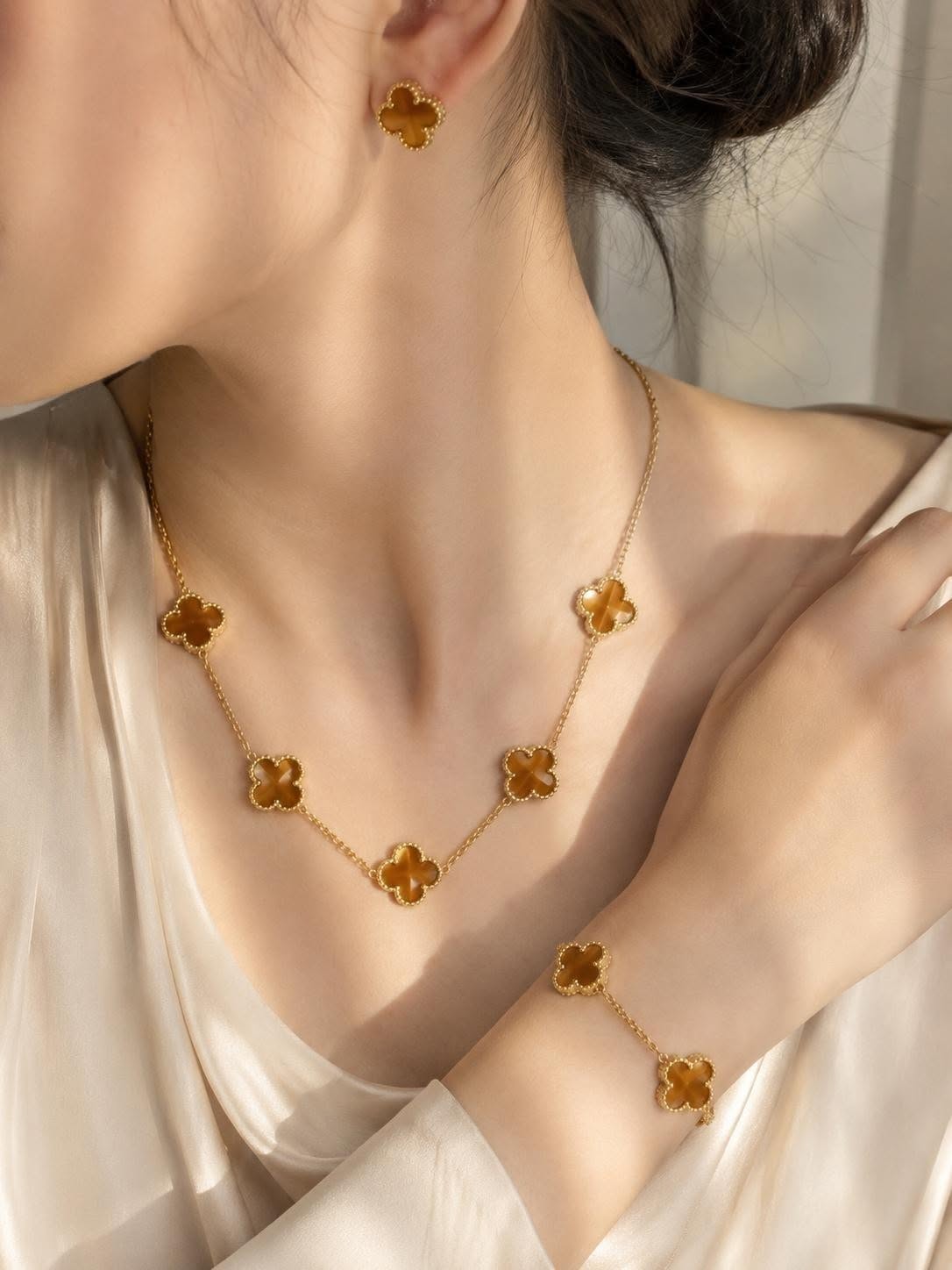 Set Cỏ Bốn Lá Hổ Phách - ảnh 3